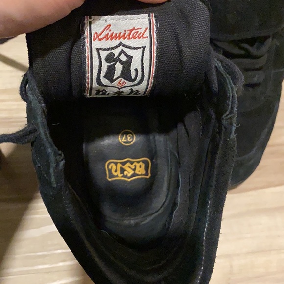 Stylish sneakers - Picture 3 of 5